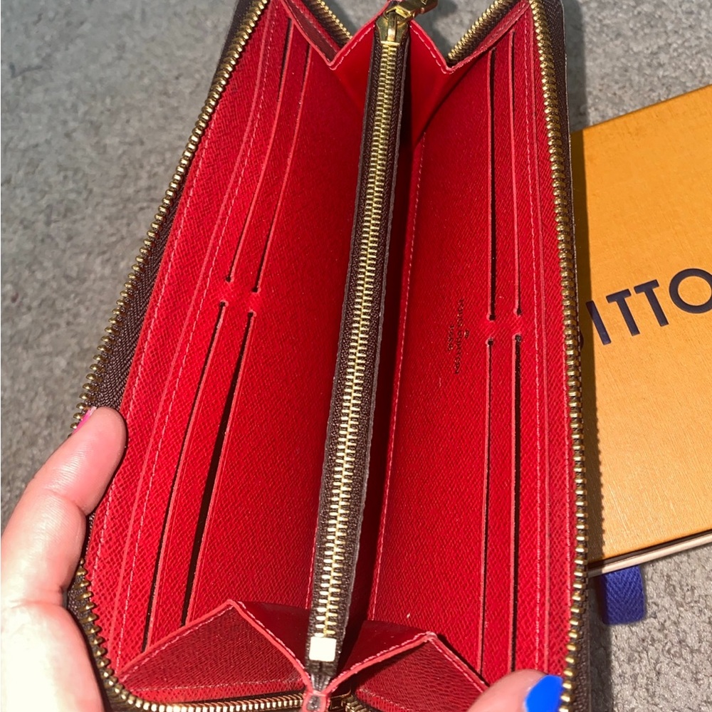 Authentic Louis Vuitton wallet